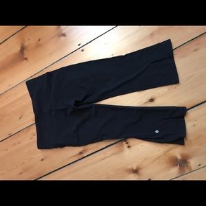 lululemon athletica Pants - Lululemon cropped high waisted yoga pant lululemon athletica Pants - Lululemon cropped high waisted yoga pant